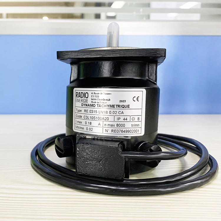 測速發(fā)電機 測速發(fā)電機